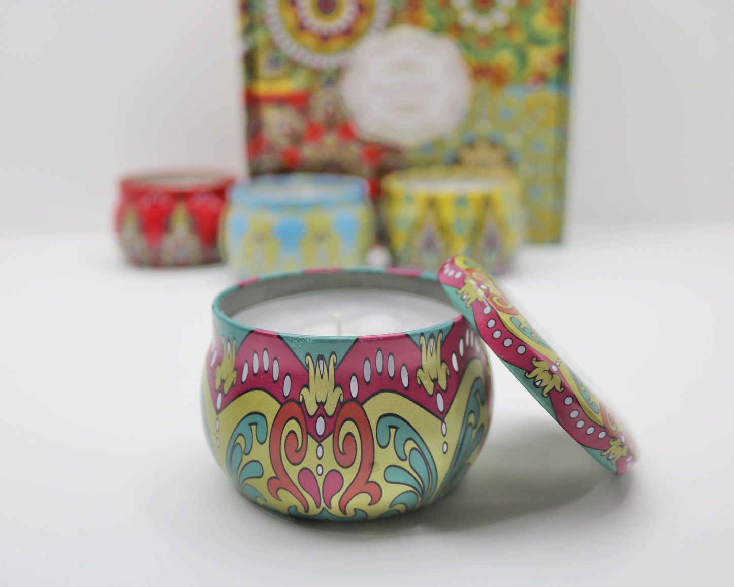 Keni Cosmetics Scented Candle – long-lasting aromatic candle to create a cozy and relaxing atmosphere at home in Lebanon